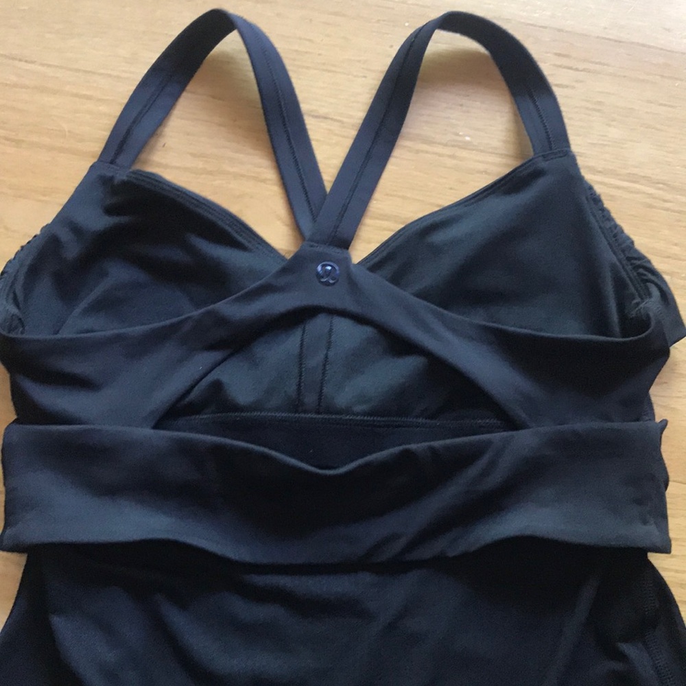 Lululemon top